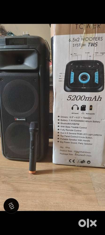 Speaker with mike and battery