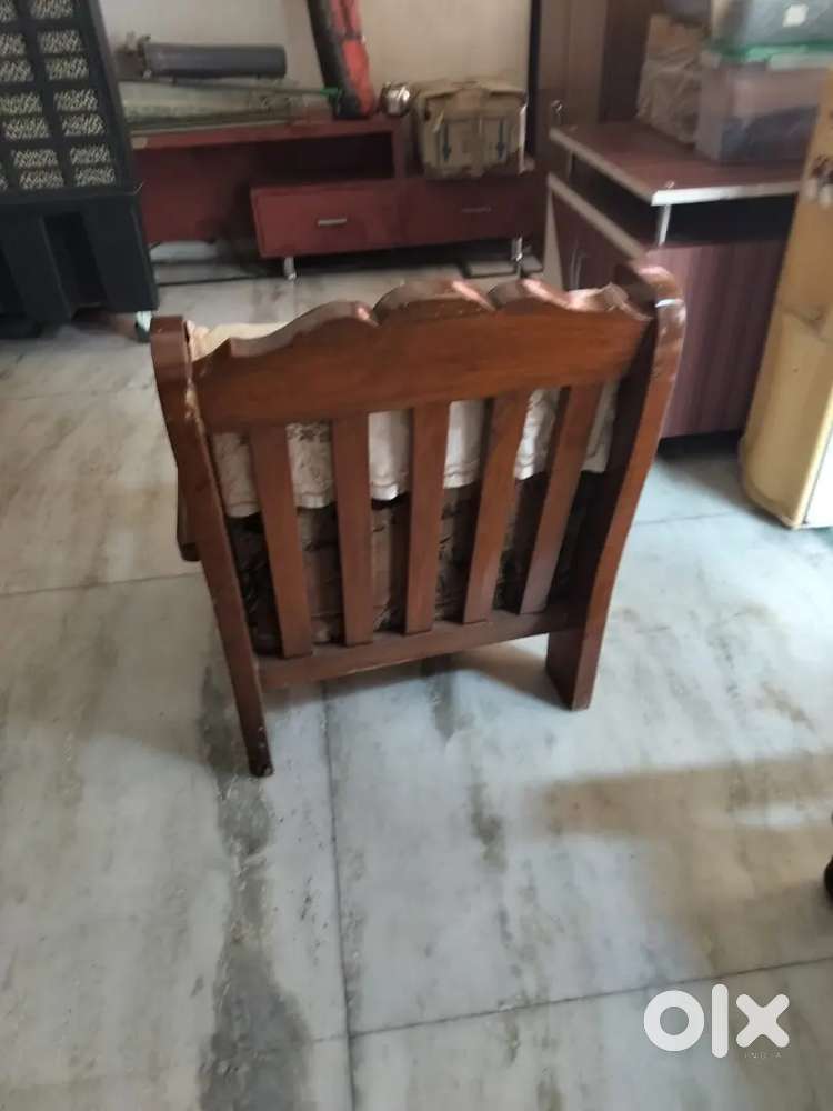 WOODEN SOFA FOR SALE!! ONLY FOR RS 25000