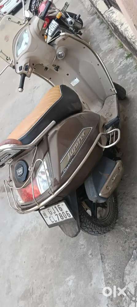 TVS JUPITER