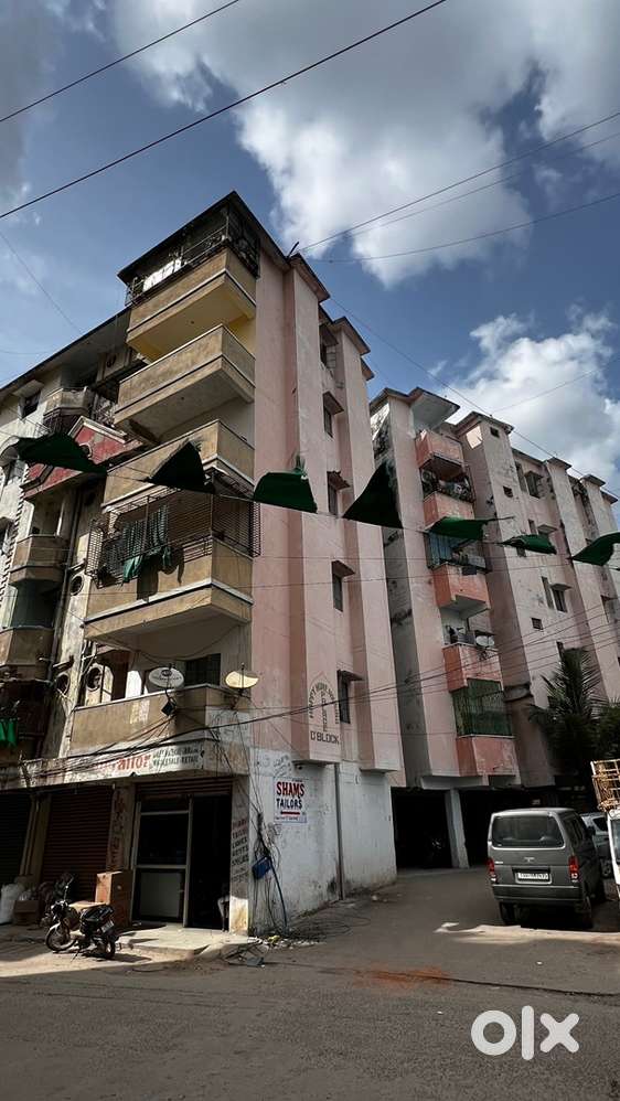 Flat for sale 2BHK In prime location in attapur