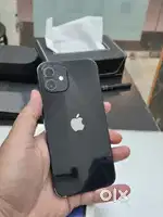 IPhone 12 64 GB Black in good condition with all accessories