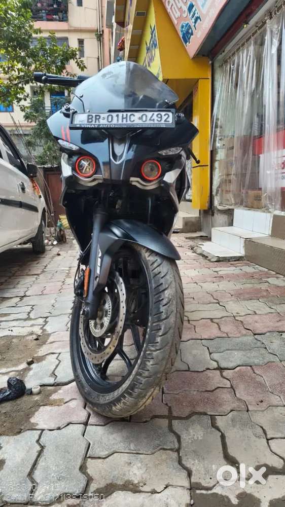 Rs200 in showroom condition