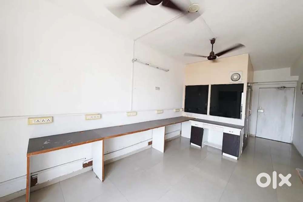 Office for rent in Siddhivinayak bussiness Tower