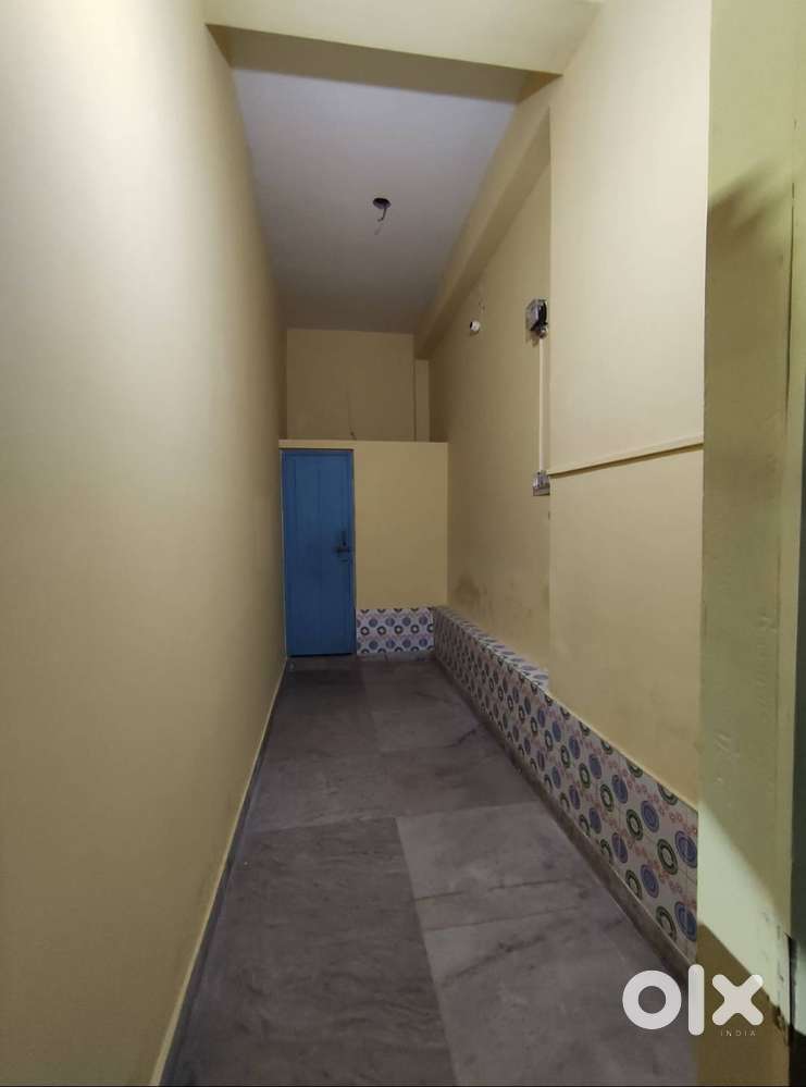 Place Available For Godown & Office