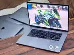Apple Macbook Pro i7 16GB Ram 512GB Apple SSD Touchbar Touch ID
