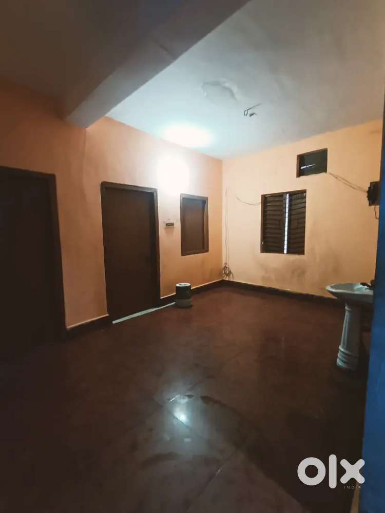 Spacious 4 Bhk Independent floor for rent