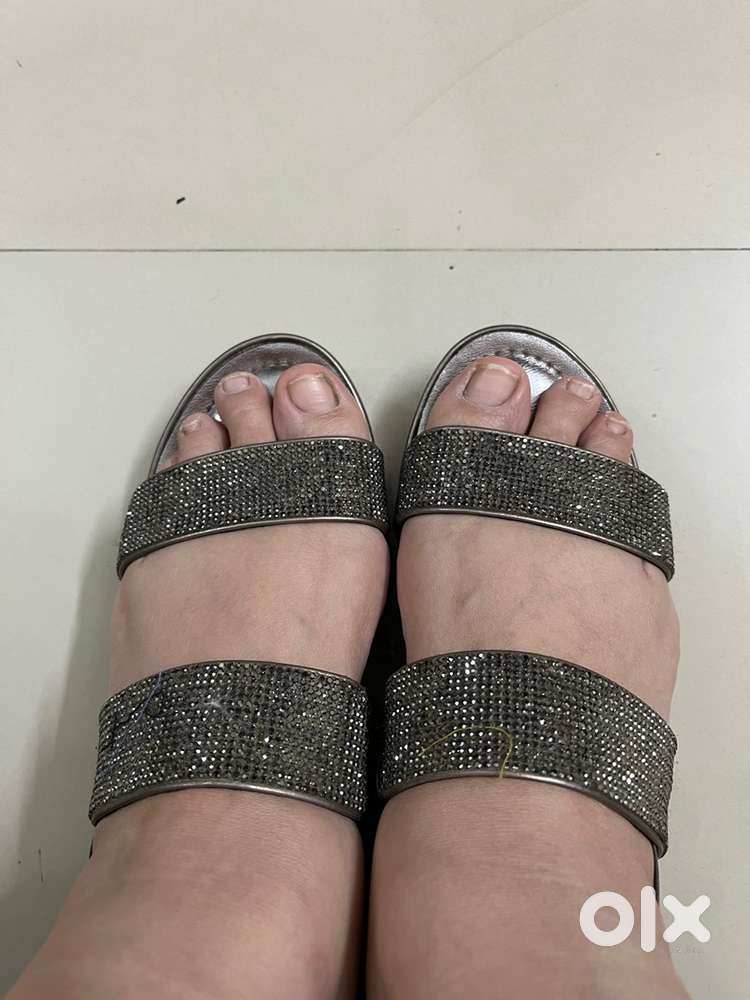 New footwear for woman from the brand Catwalk