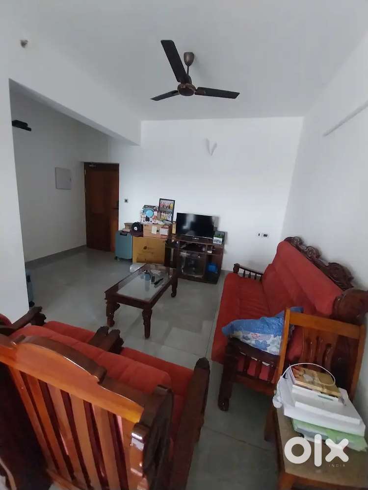 2BHK BRAND NEW FULLY FURNISHED FLAT FOR RENT NEAR JAGATHY,VAZHUTHACADU