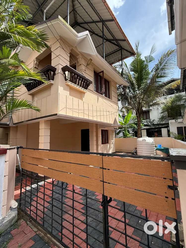 3 BHK INDEPENDENT HOUSE RENT NEAR KAKKANAD
