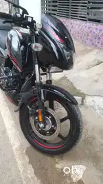 Pulsar 150 twin disc ABS