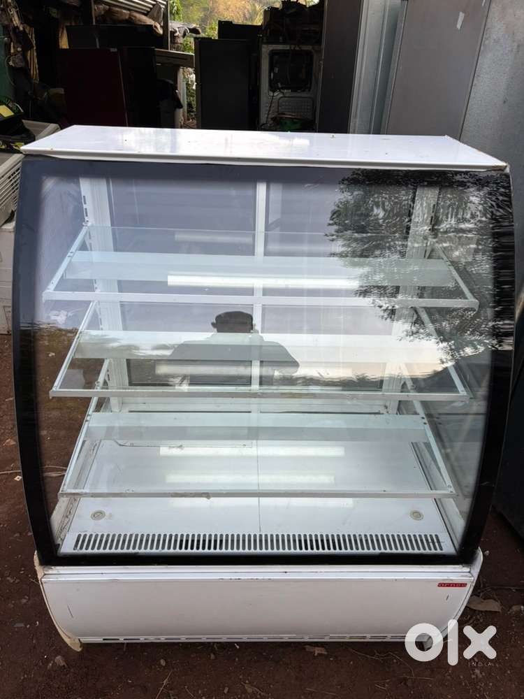 Cold counter for selling good condition