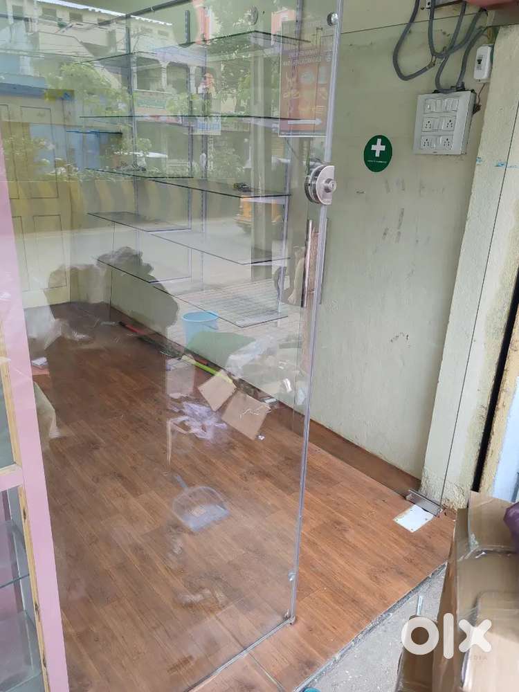 Glass racks