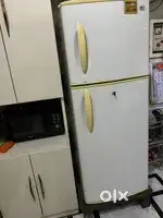 LG Refrigerator 320 litre fridge double door