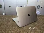 Apple Macbook Pro  i7/16/512/5.5gb GFX 15inch Retina Display Touchbar