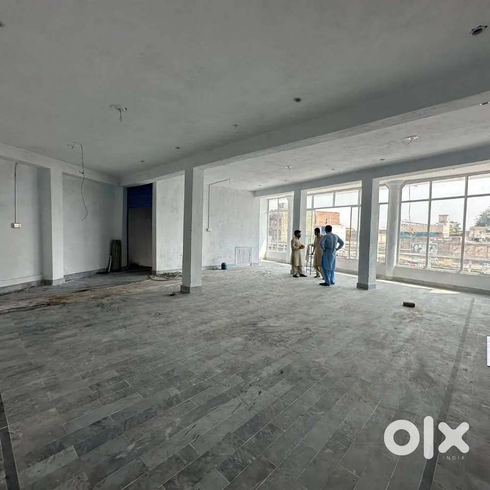 Spacious 4000 sq.ft Commercial Space – 3rd Floor, Naruvamoodu, Tvm