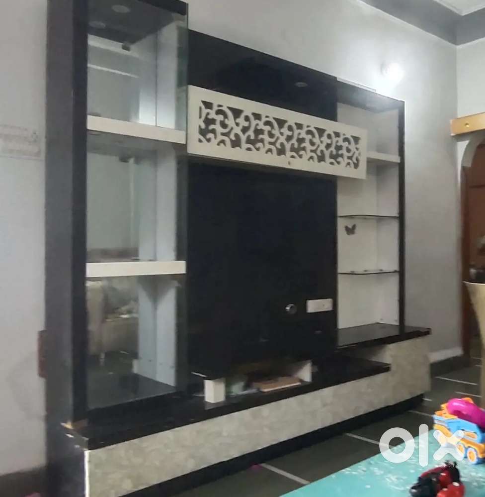 Tv unit with showcase,