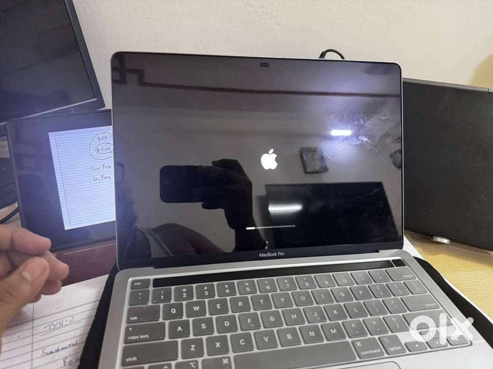 Macbook pro M1 8/256