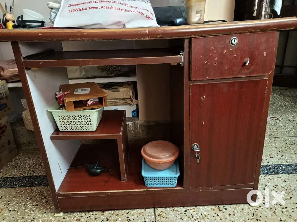 Computer Table