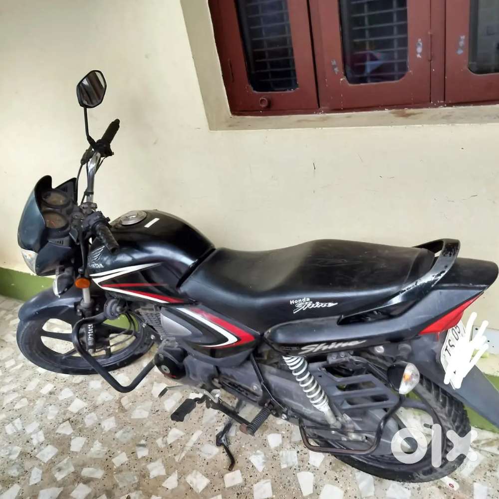Honda Shine  less used bike