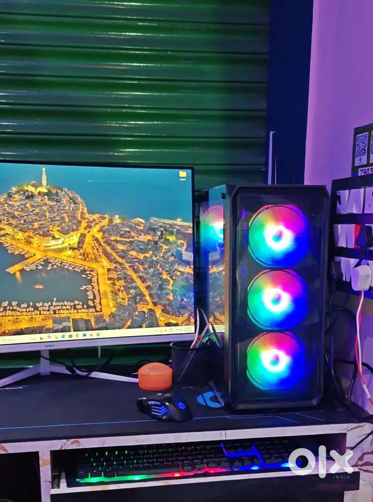 Arjent sell computer setup, brand new condition,1 month used