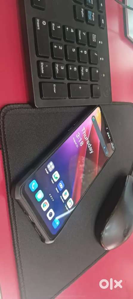 One plus 7T    (8gb + 128gb)