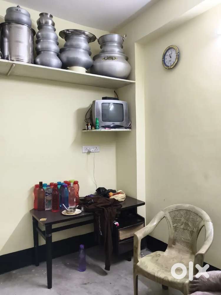 LG tv 10 to 12 years old