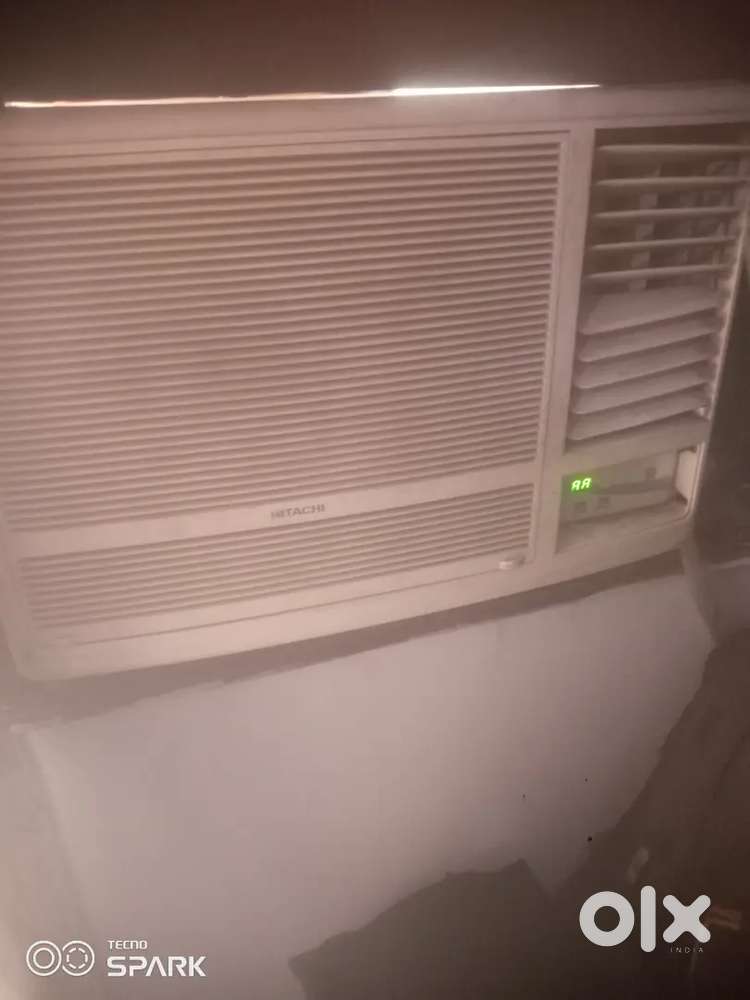 Widow AC  very good I want to sell it fast