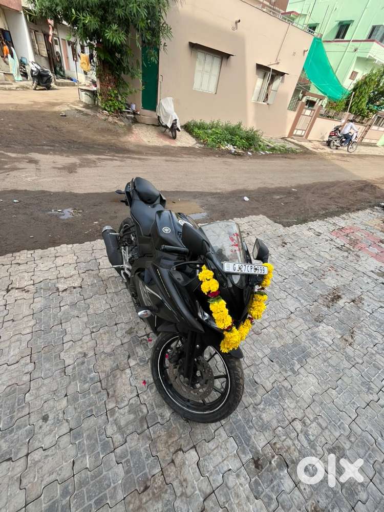 R15 v3 good condition