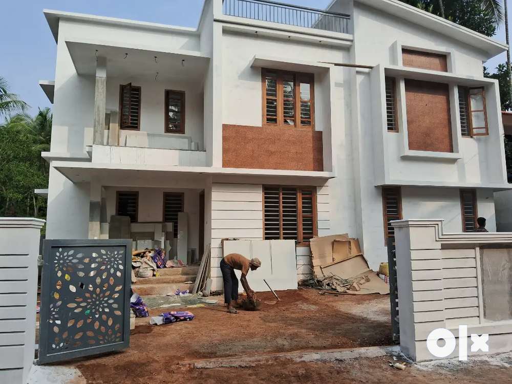 Funtastic new house sale close to cwrdm bypass palakottuvayal junction