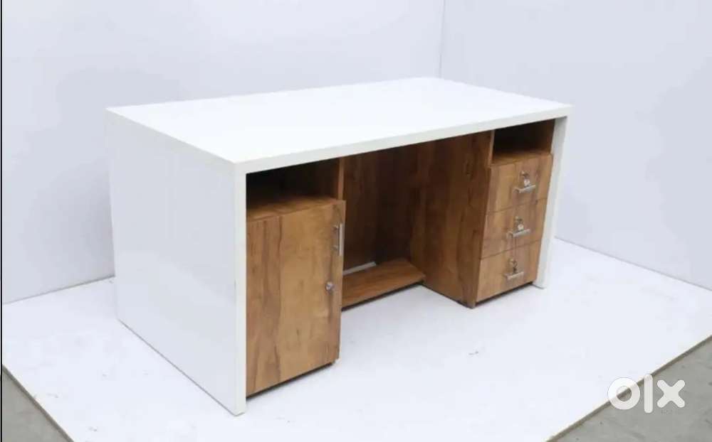 Stylish modular office table direct factory price