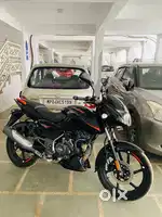 Bajaj Pulsar 125