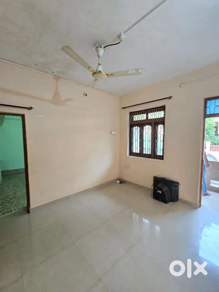 2 BHK For Rent Near Rajiv Kala Mandir