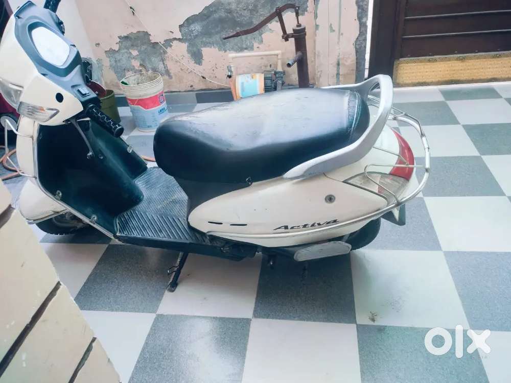 Scooty activa