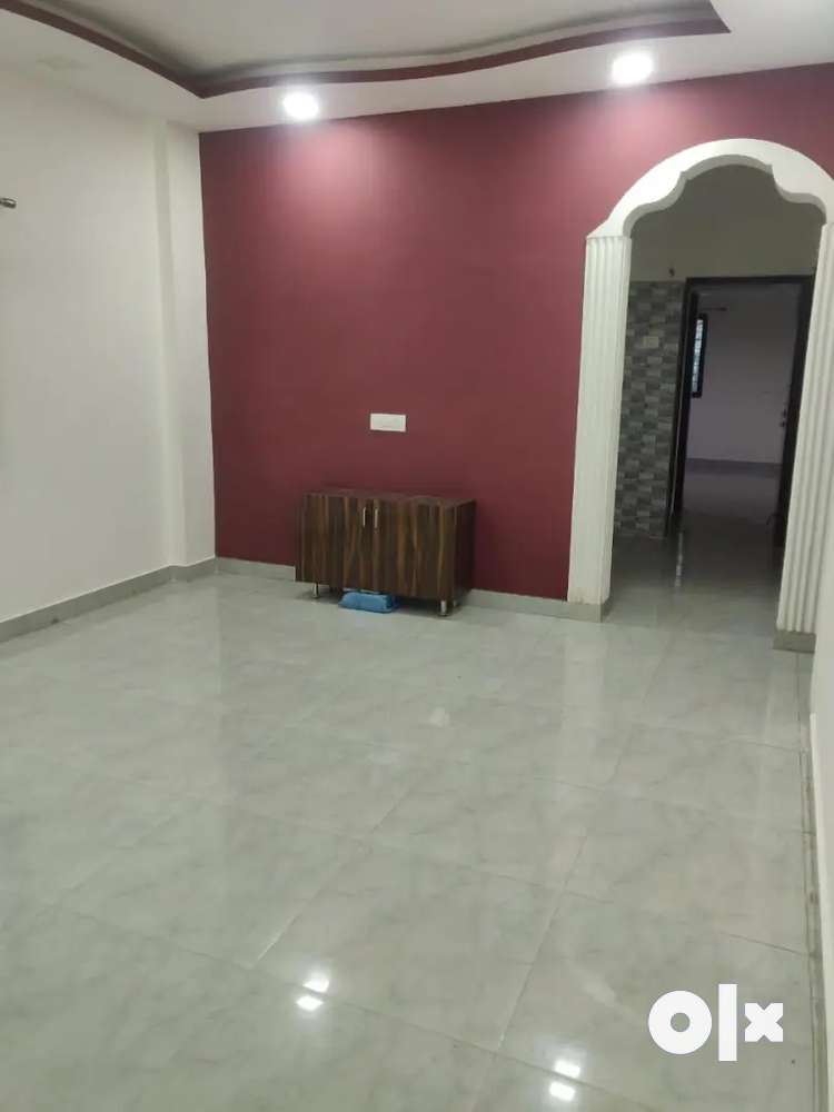 Immediate availability of spacious 2bhk flat with a Pooja ghar