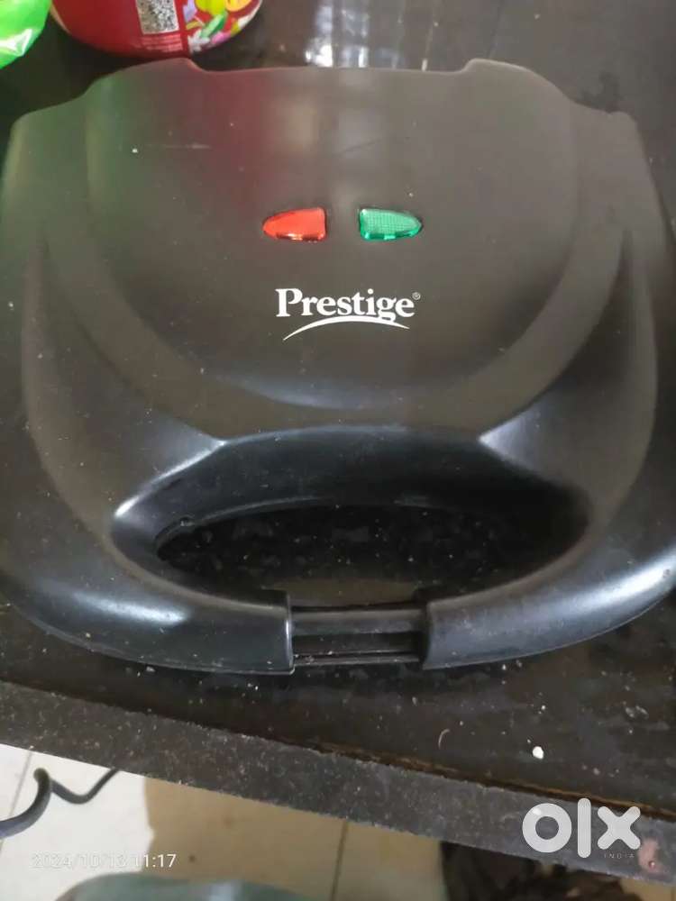 Sandwich toaster
