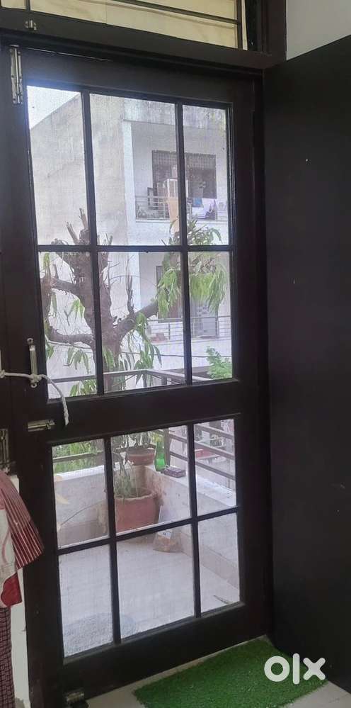 1 room available for 3 bhk flate