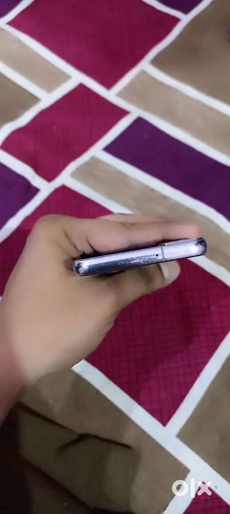 I am selling s22 only genuine buyer contact