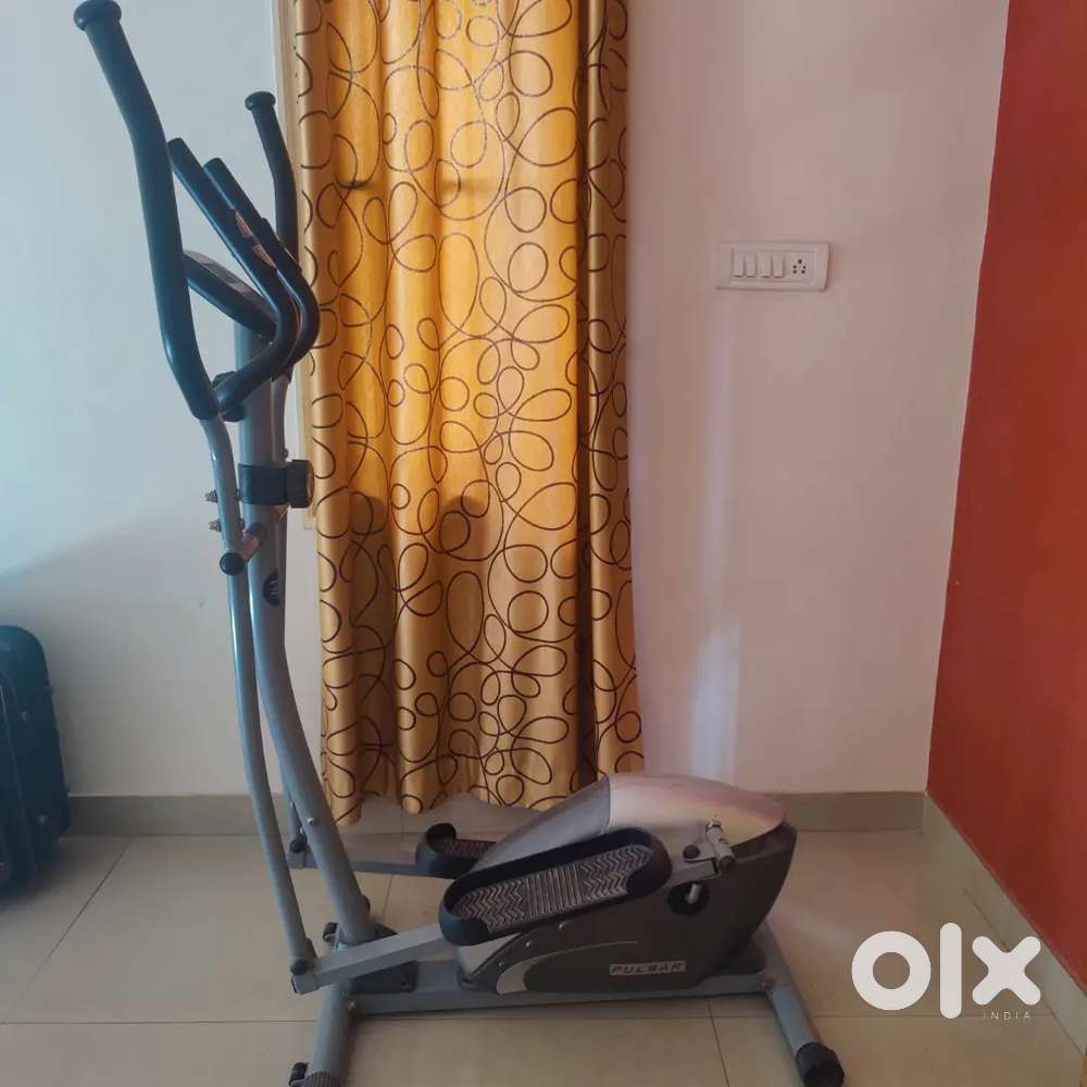Cross Trainer