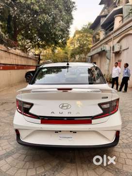 Hyundai aura cng available for ola and Uber att