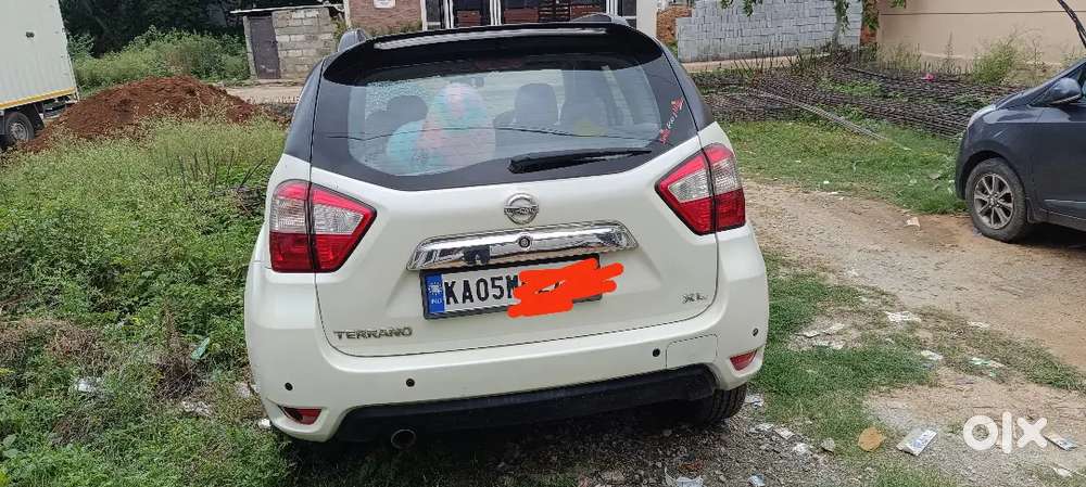Nissan Terrano 2015 Petrol 79000 Km Driven