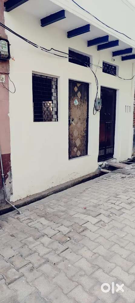 Independent house band gali m