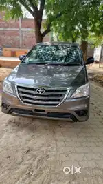 Toyota Innova 2016