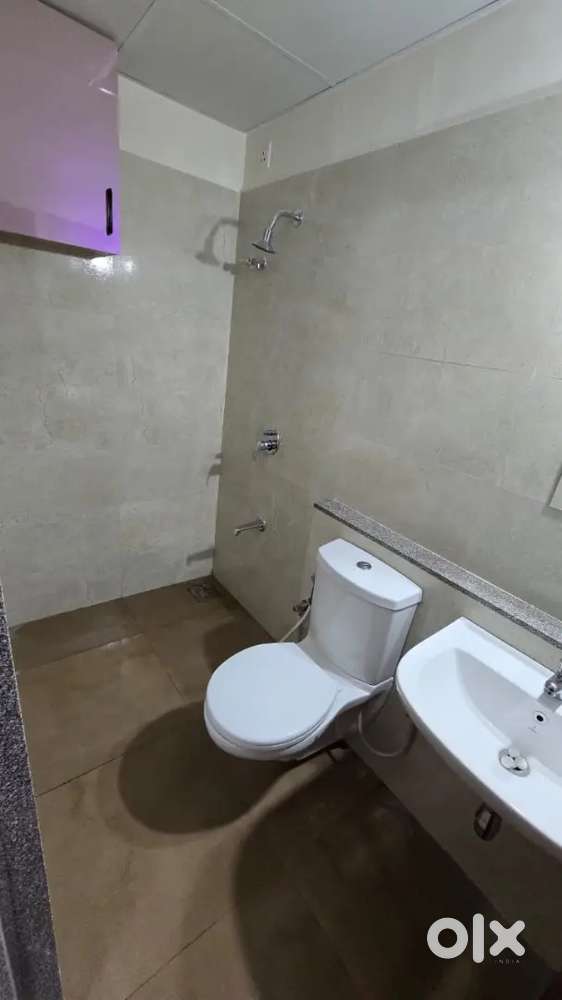 2bhk flat available for rent