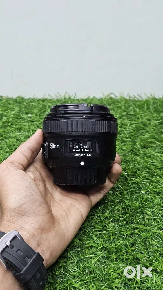 Yongnuo YN 50mm f/1.8 Lens Fast Aperture Prime for Nikon DSLR Cameras