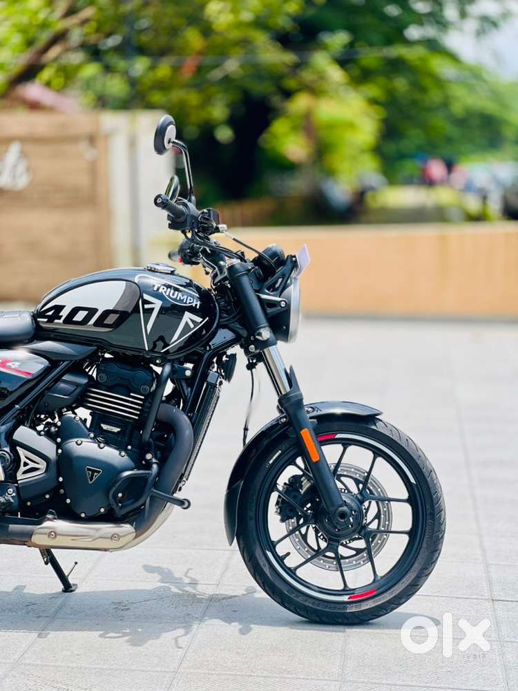 triumph T4 4000 km 2025 jan