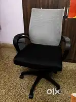 Ergonomic Mesh Office Chair for Sale – Bought in May 2025  Like New!