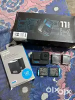 Gopro 11  For sale , with betry pack only 16000