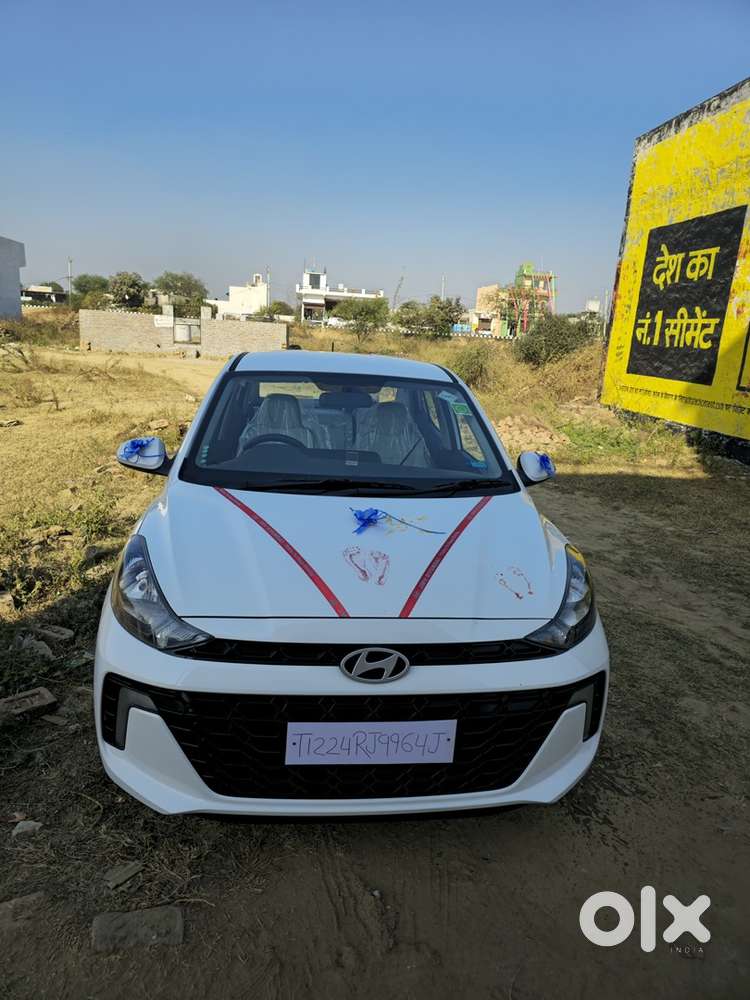 MNC company me Staff Pick up-drop ke liye Driver chahiye