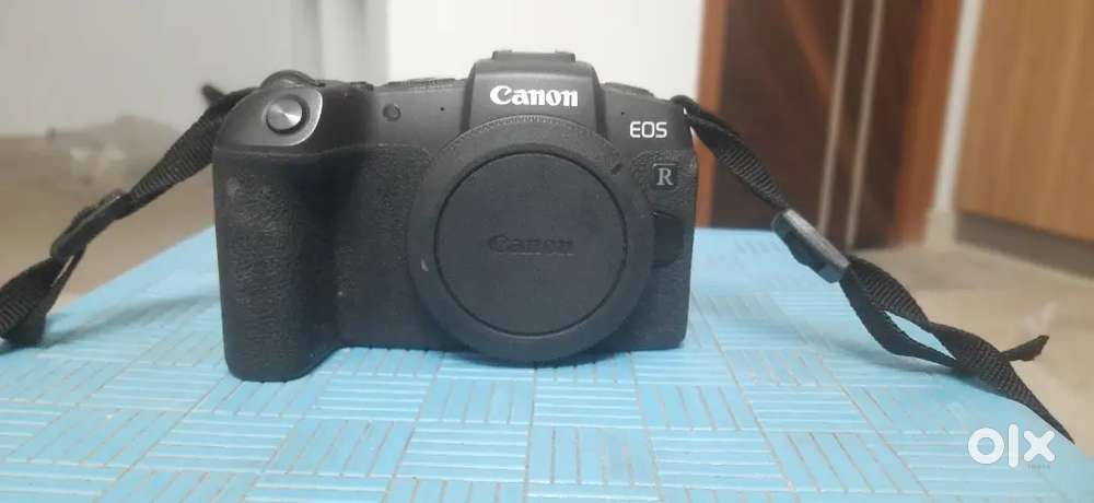 Canon rp mirror less camera