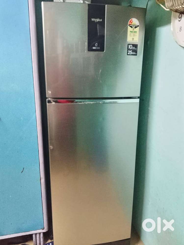 whirl pool double door fridge1½ yearear old in good condition